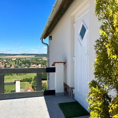 Apartment Panorama Kishaz Tarján